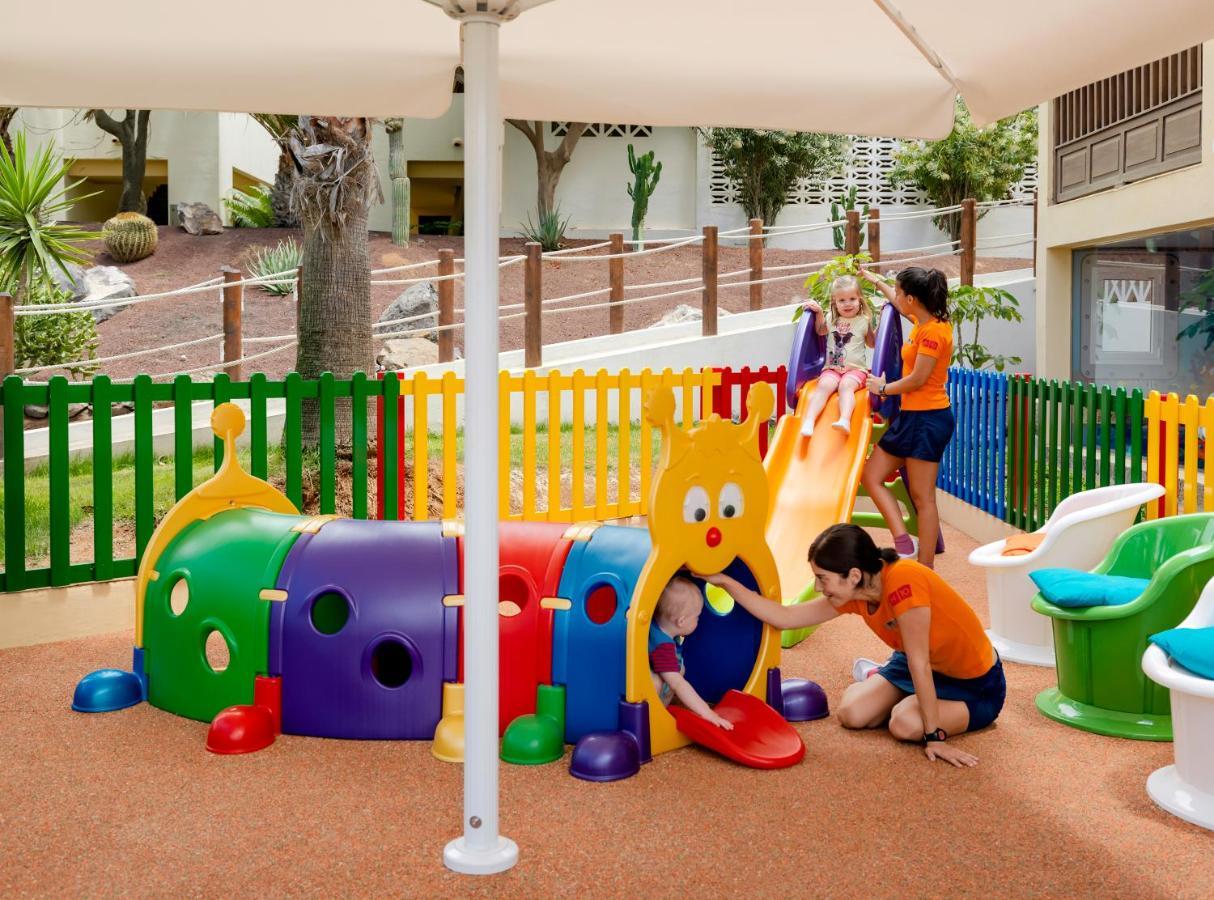 H10 Rubicón Palace Playa Blanca  Habitación foto Playground
